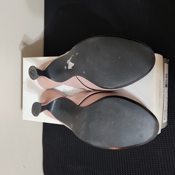 LC Sandals - Picture 4 of 5